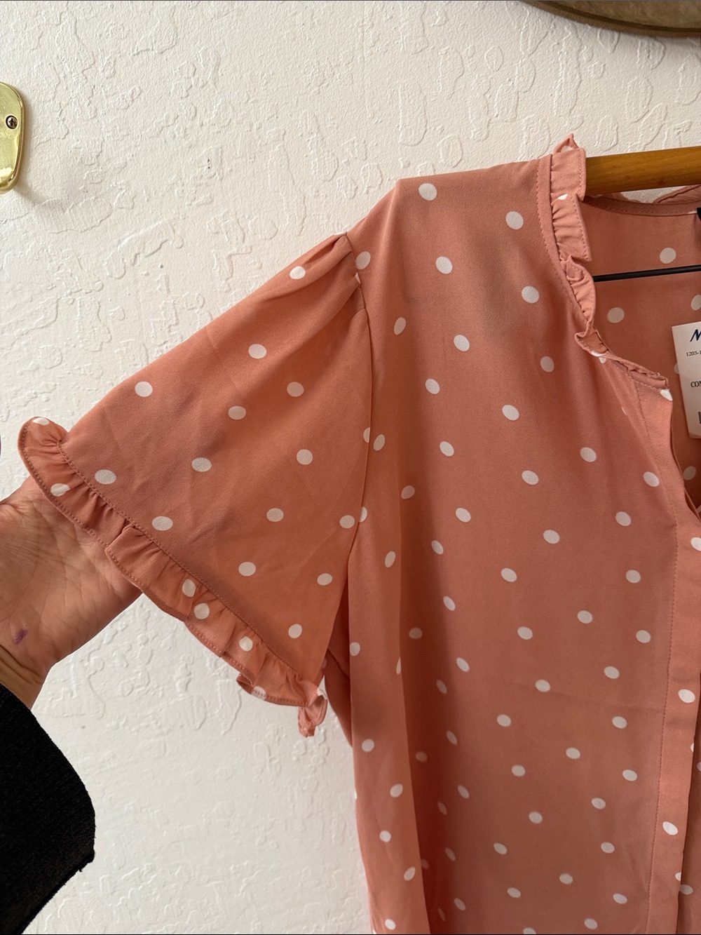 Tahari Pink Polka Dot Button Down Blouse XL NWT - Picture 2 of 3